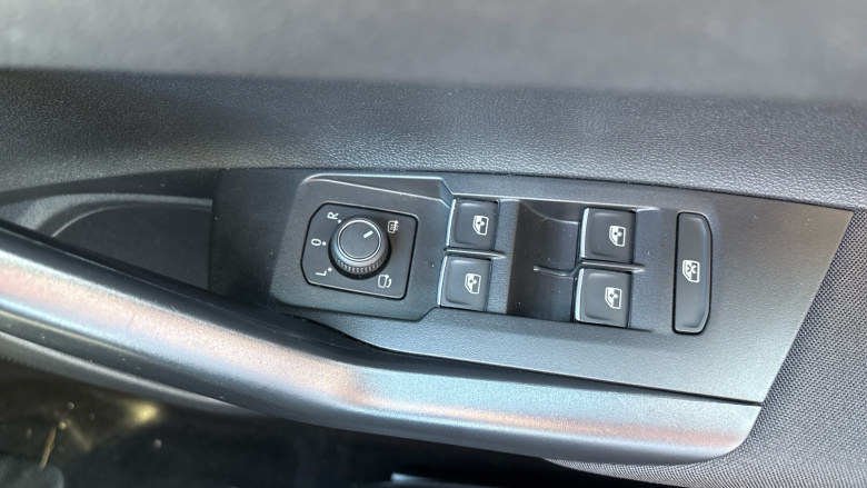 Volkswagen Polo 1.0 TSI R-Line 5dr Petrol Hatchback